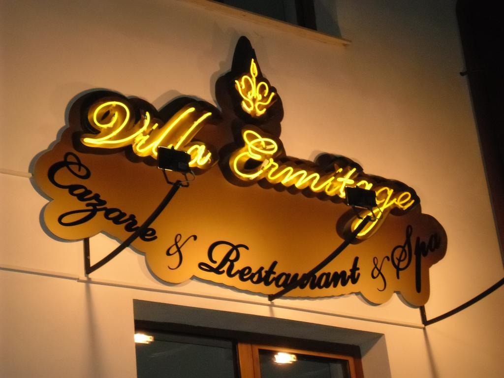 Villa Ermitage Buşteni Exterior foto