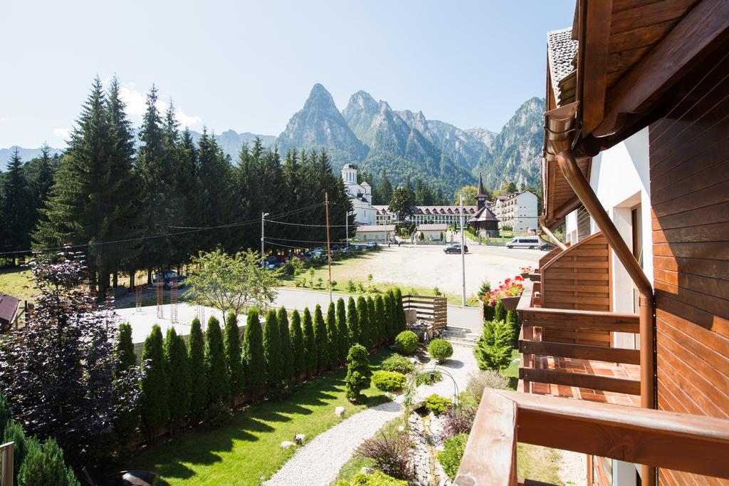 Villa Ermitage Buşteni Exterior foto